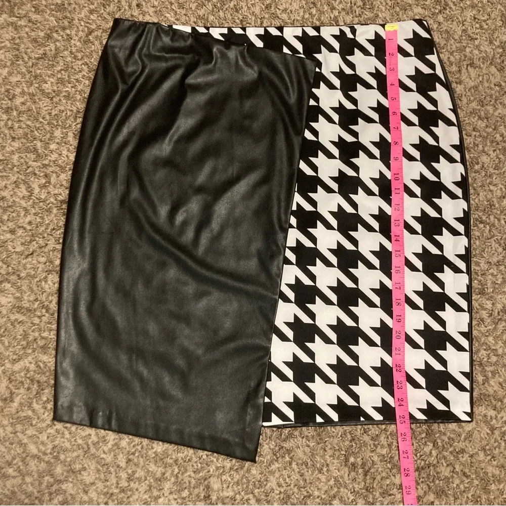*NWT* Ashley Stewart Black & White Pleather/Fabric Skirt, Sz 22-24, fits 3X, NEW - Picture 9 of 13